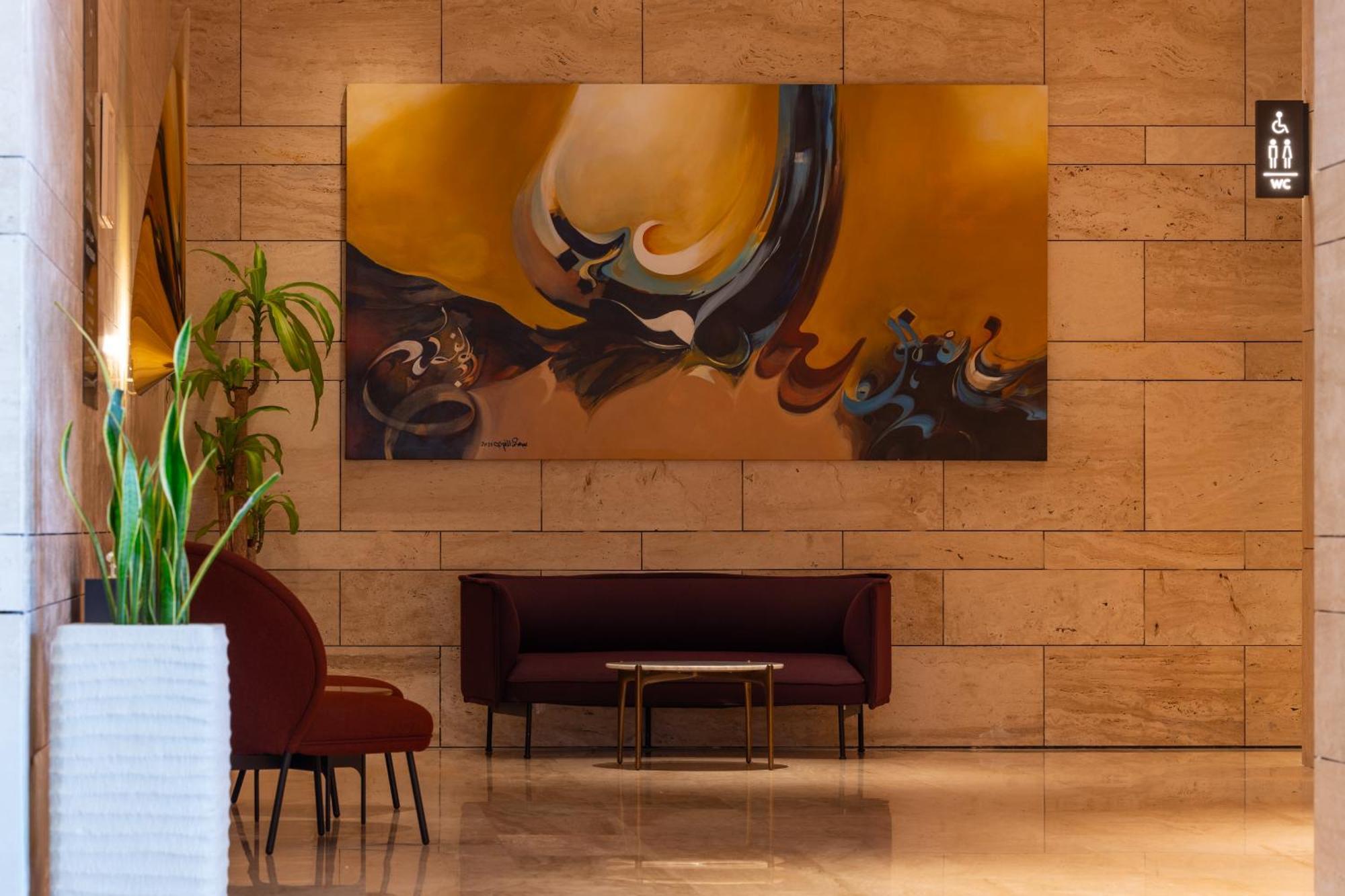 Shirvan Hotel City Yard Yidda Exterior foto The lobby of the hotel