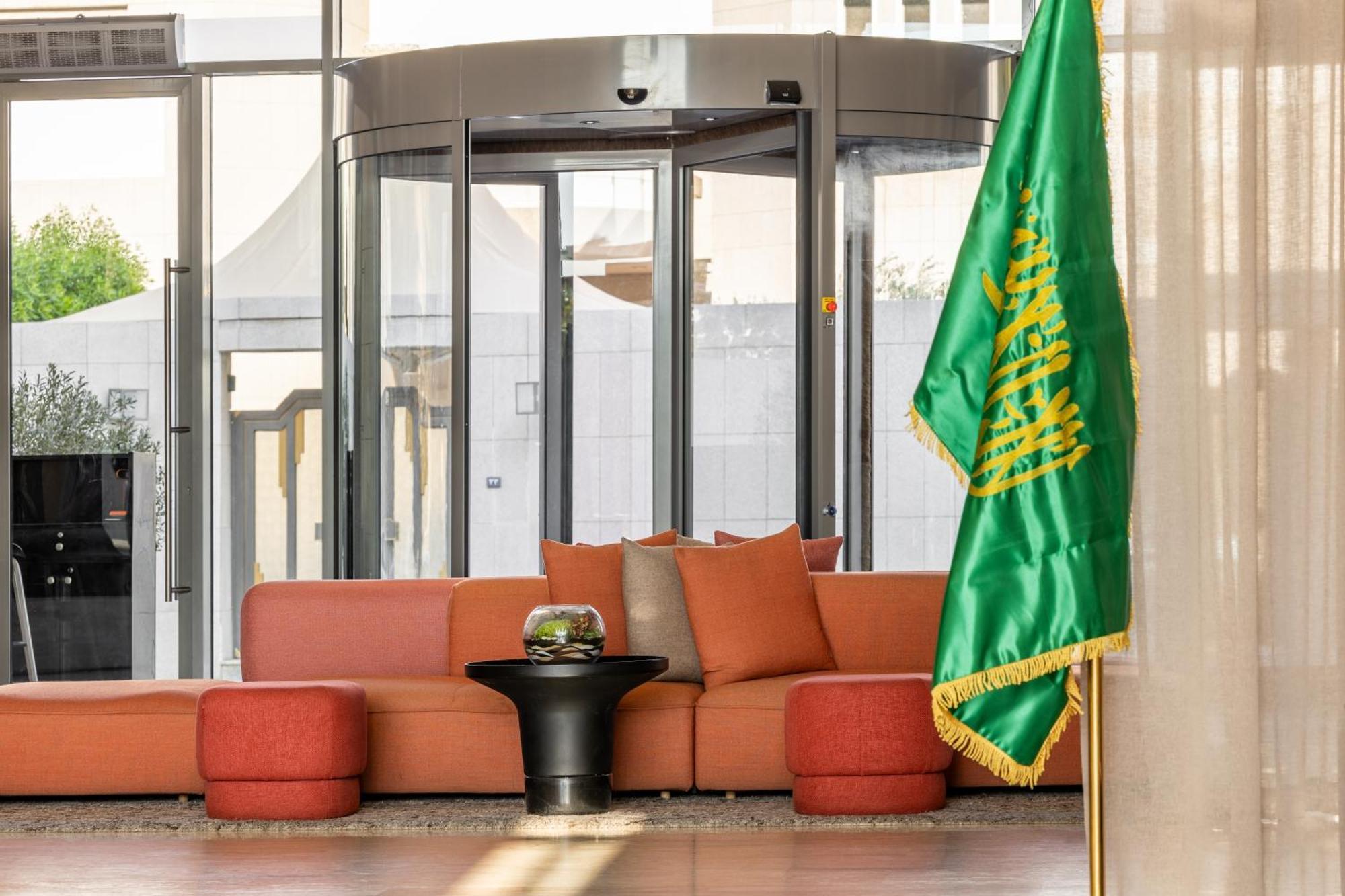 Shirvan Hotel City Yard Yidda Exterior foto Saudi flag